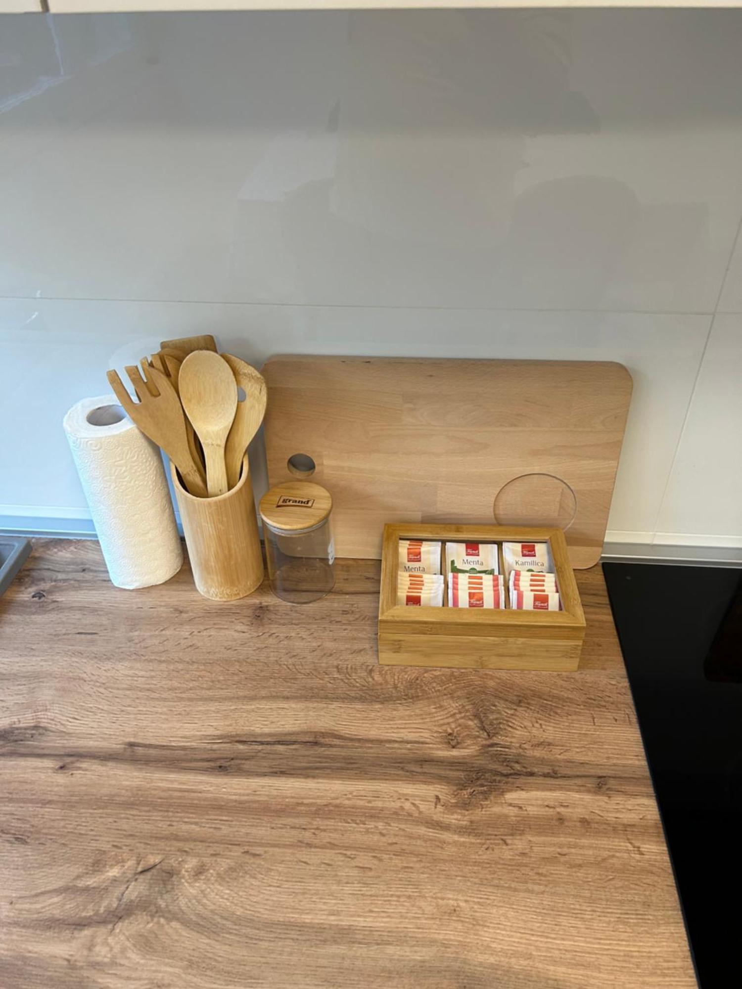 Felicita Apartment *